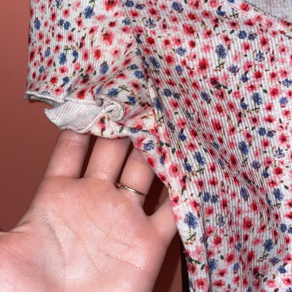 SHEIN Floral Print Crop Top - Picture 4 of 6